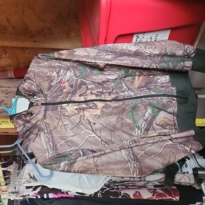 Under Armor Zip Up